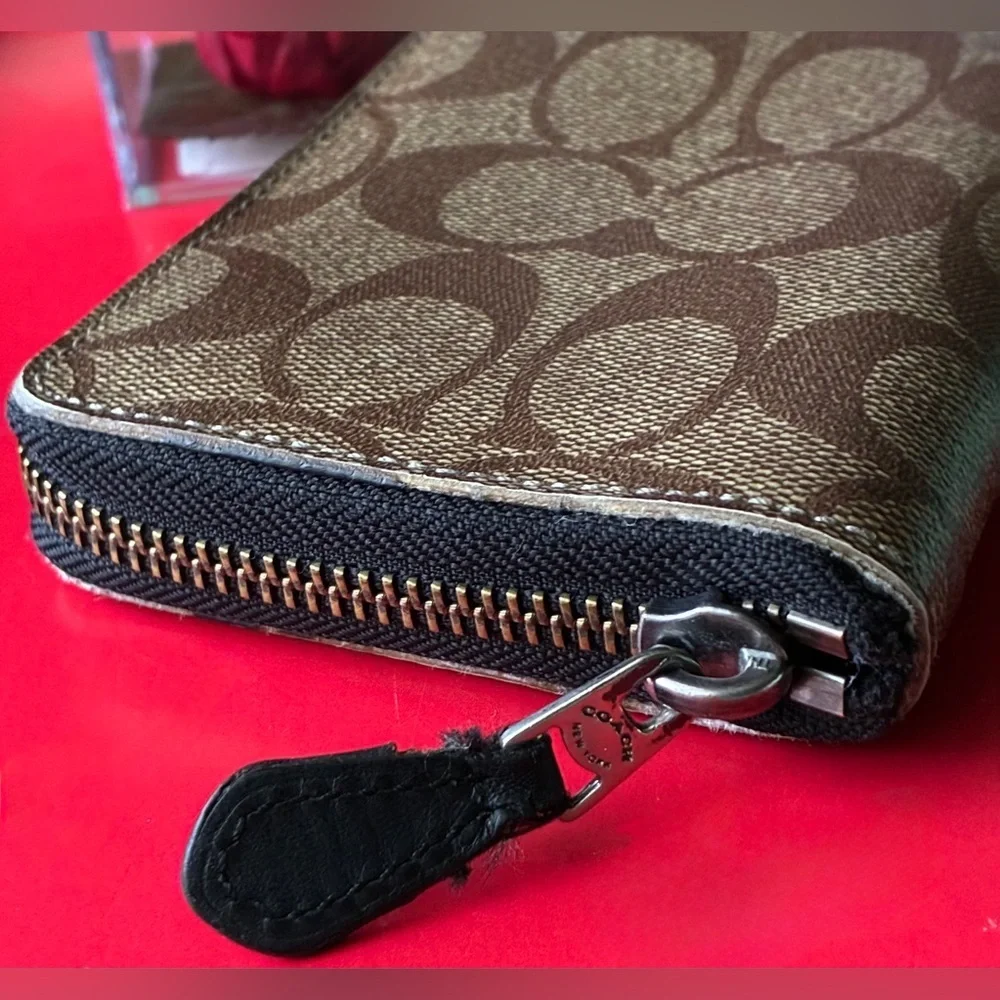 Coach Signature Canvas Small Zip Wallet in Brown/Tan